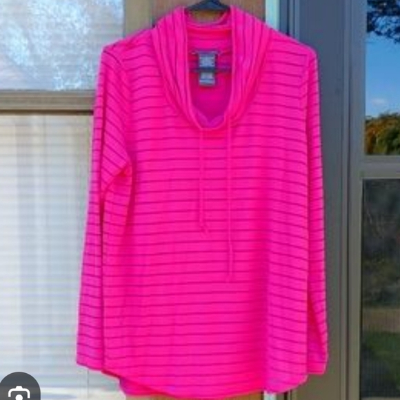 Chelsea & Theodore Top XXL 2XL Pink Striped Cowl Neck Built in Undershirt flowin - Picture 1 of 7